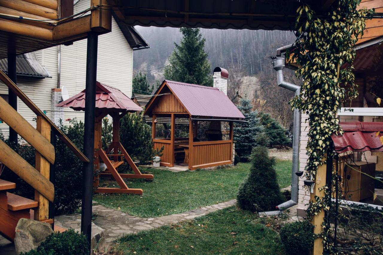 Cottage Nezabudka Iaremcea Exterior foto