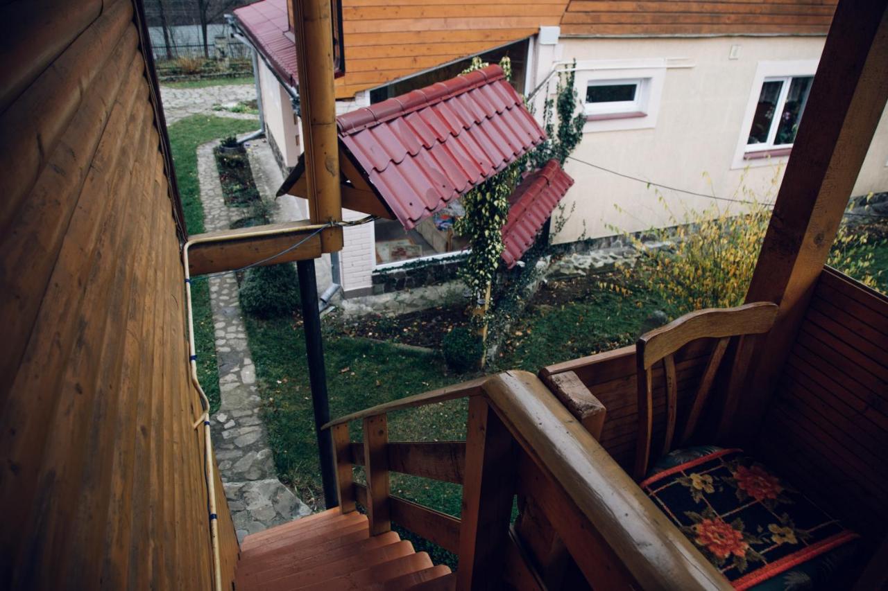 Cottage Nezabudka Iaremcea Exterior foto