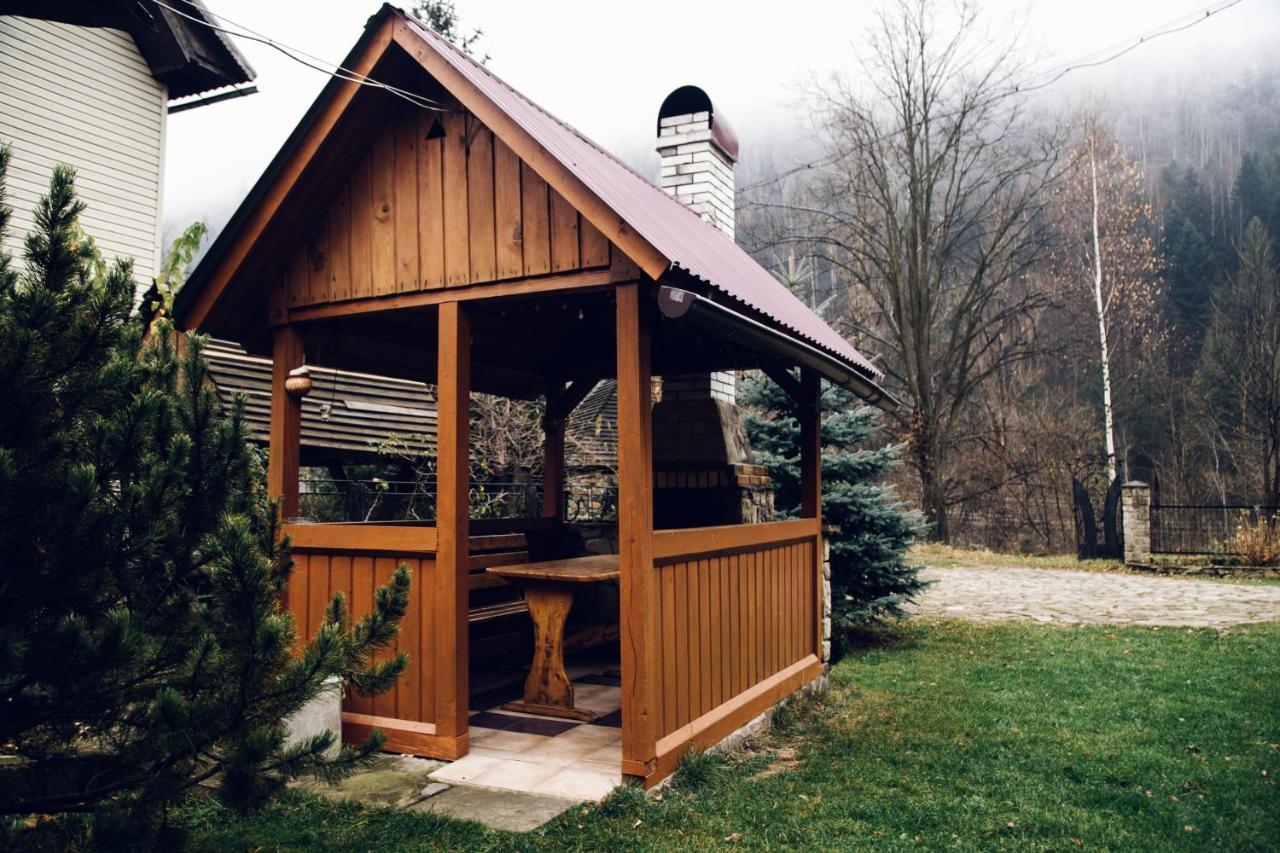 Cottage Nezabudka Iaremcea Exterior foto